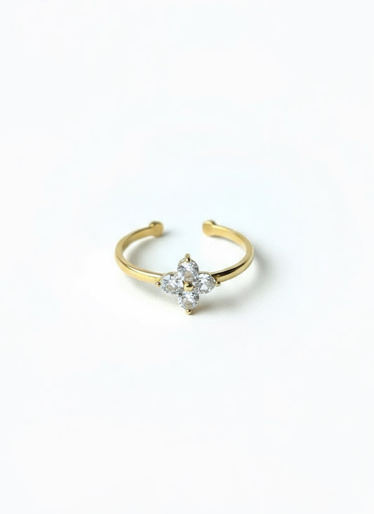 Clover Ring with Zirconia stones