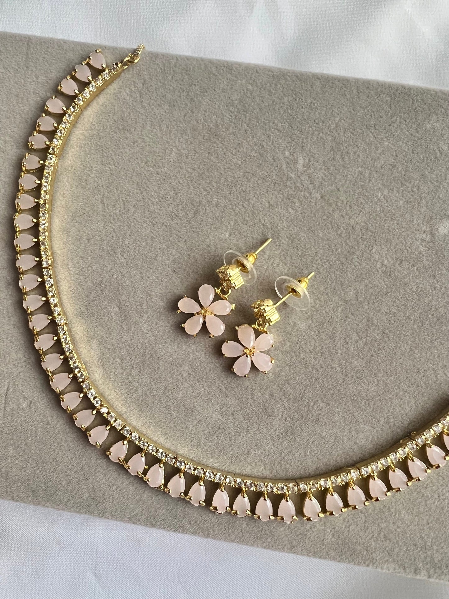 Eli necklaceset - 5 colors