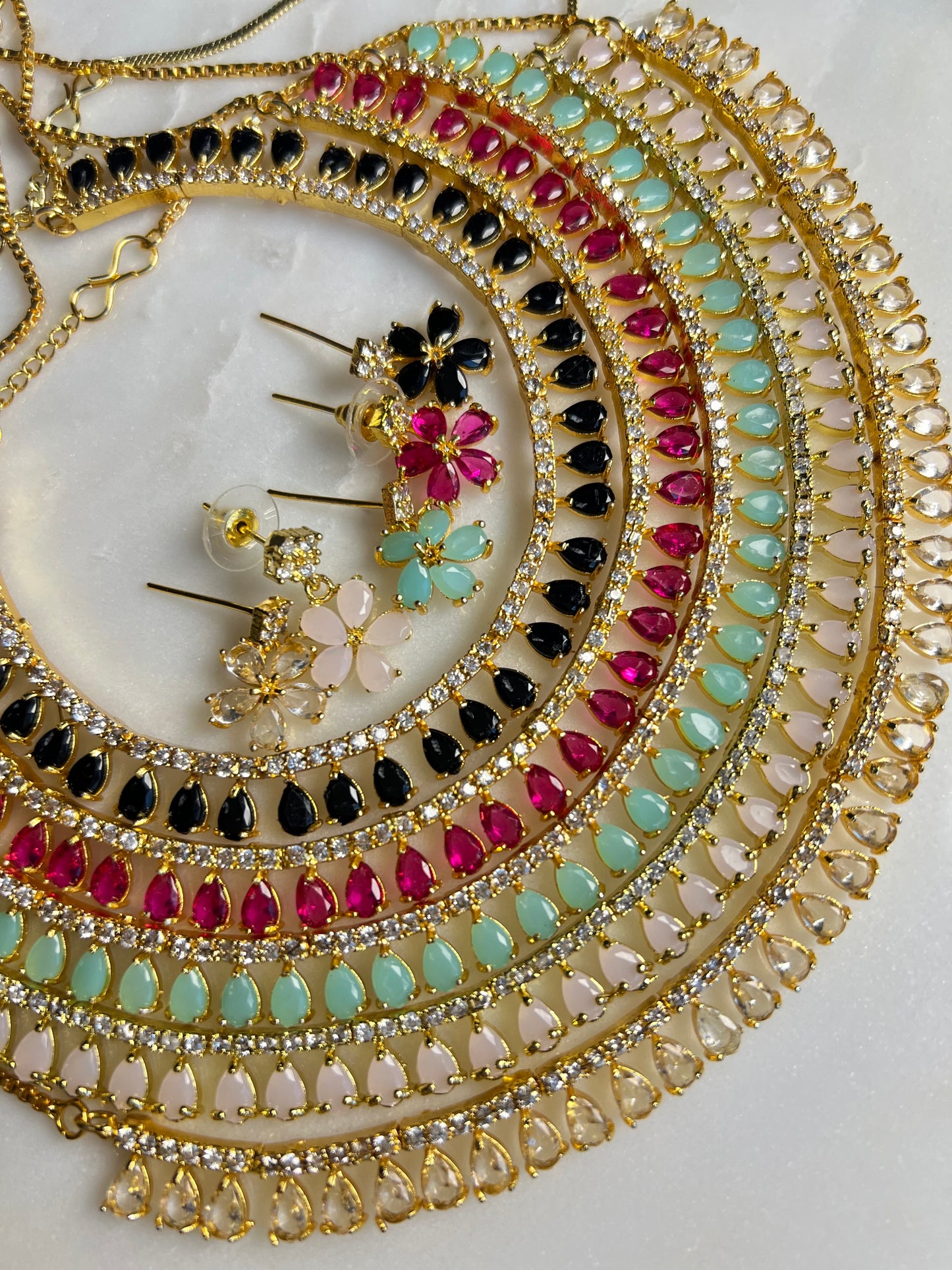 Eli necklaceset - 5 colors