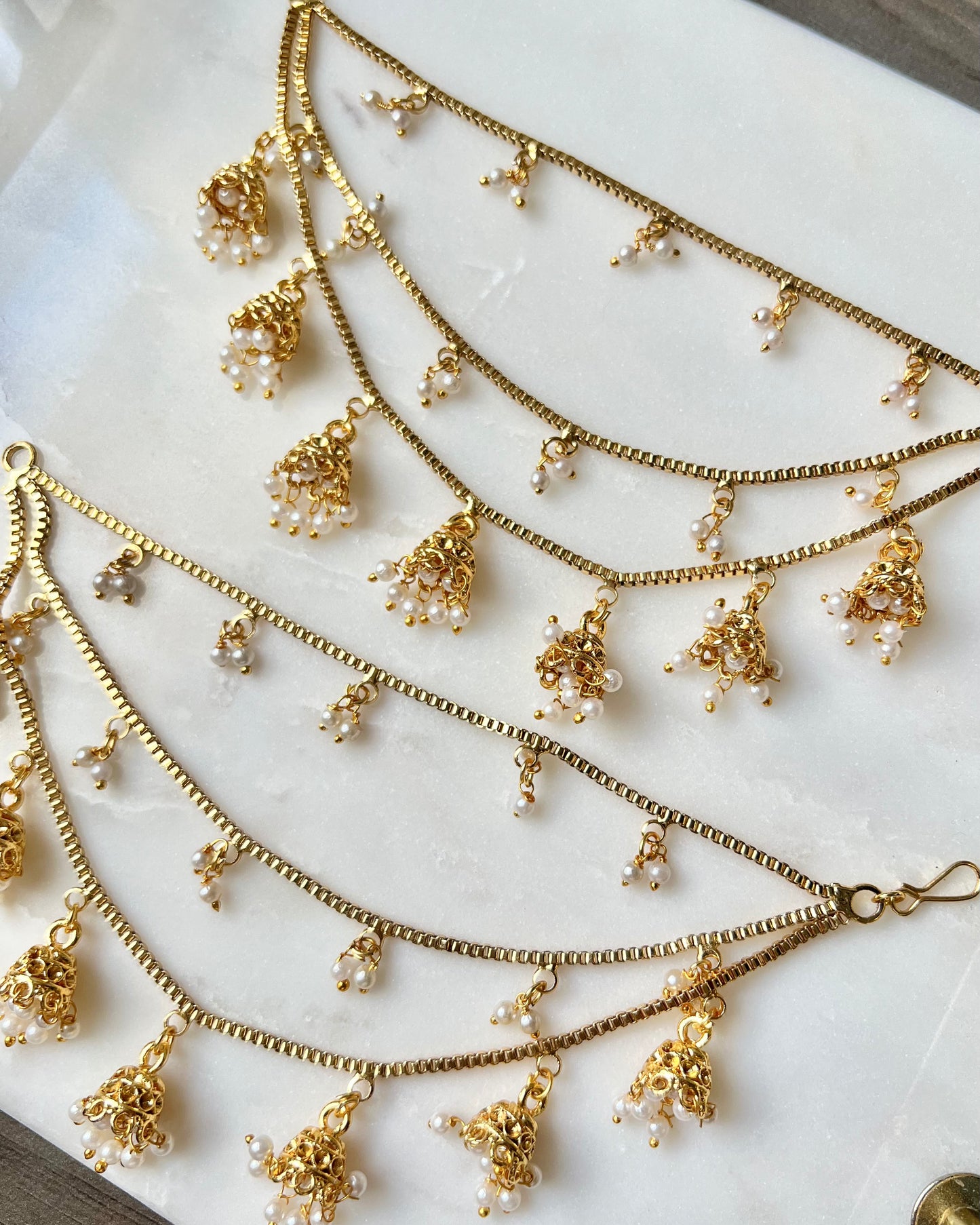 Jhumka Sahara Earchain