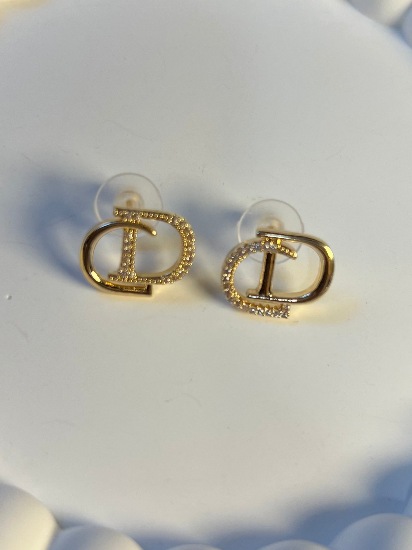 GK Glam Studs - 016