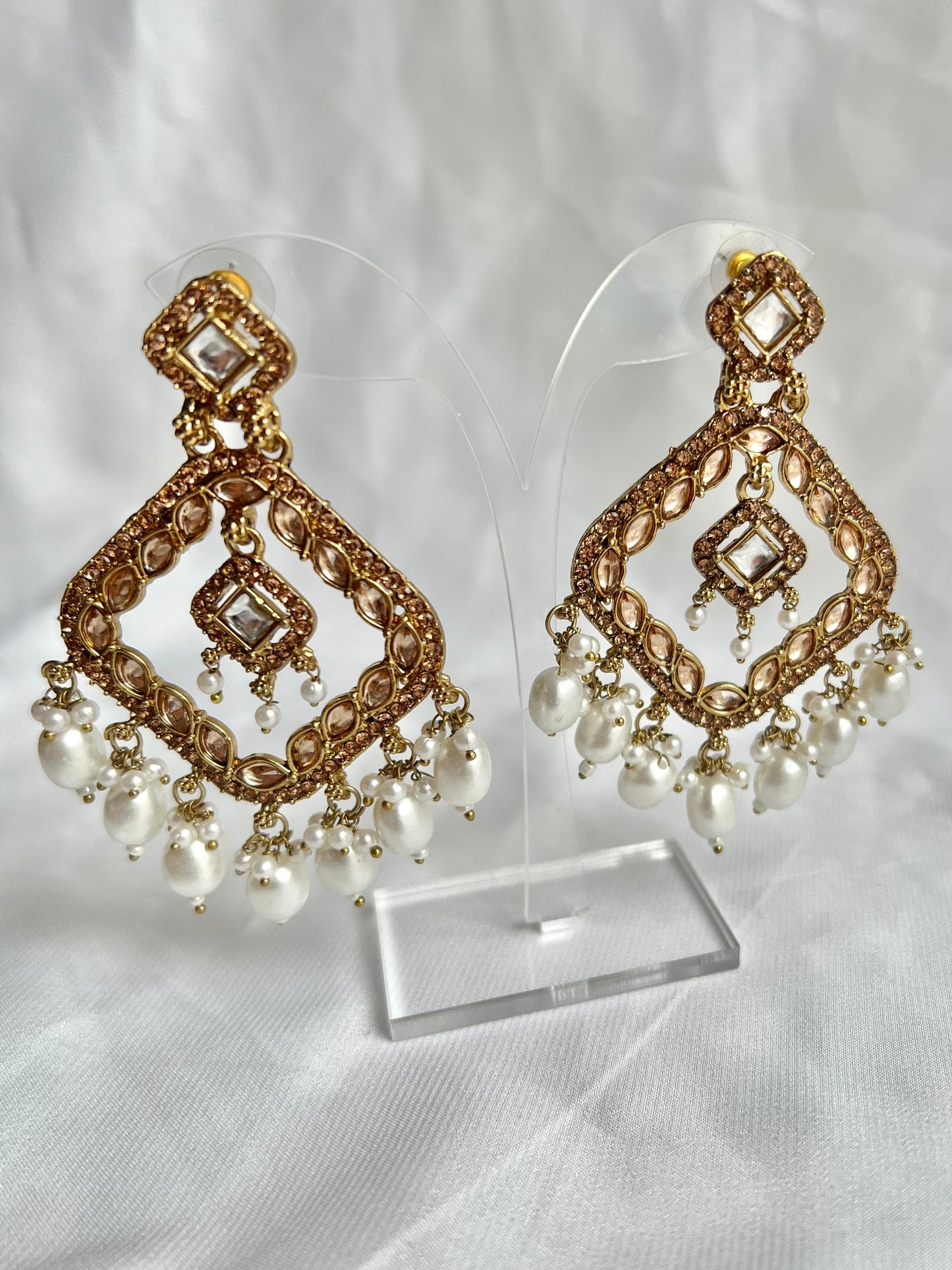 Square Earring - White