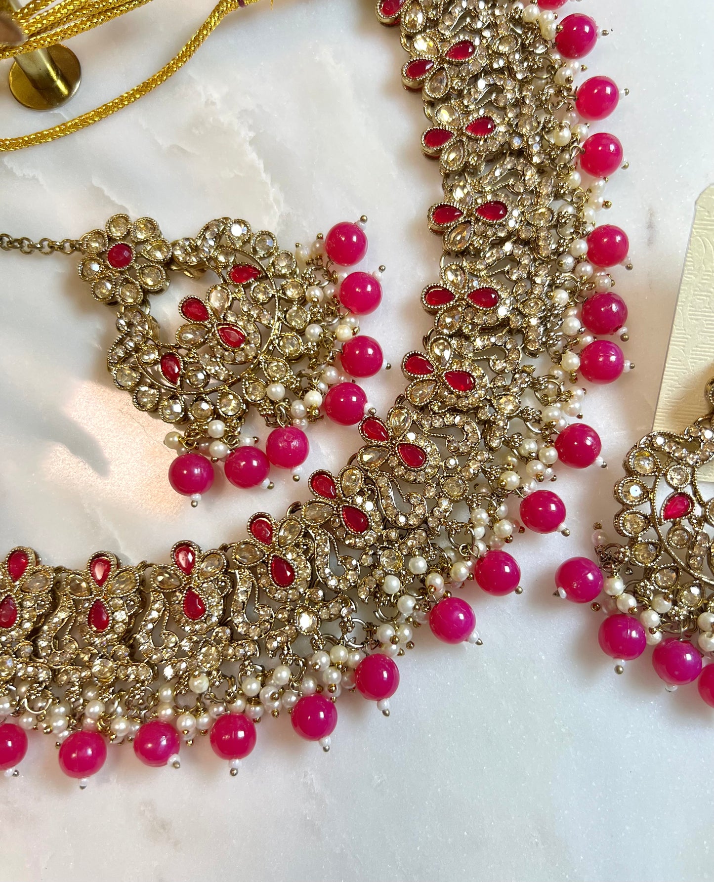 Ilyana Necklaceset - Magenta