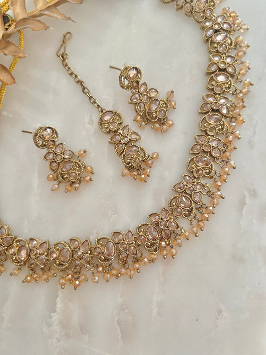 Sanaa Necklaceset