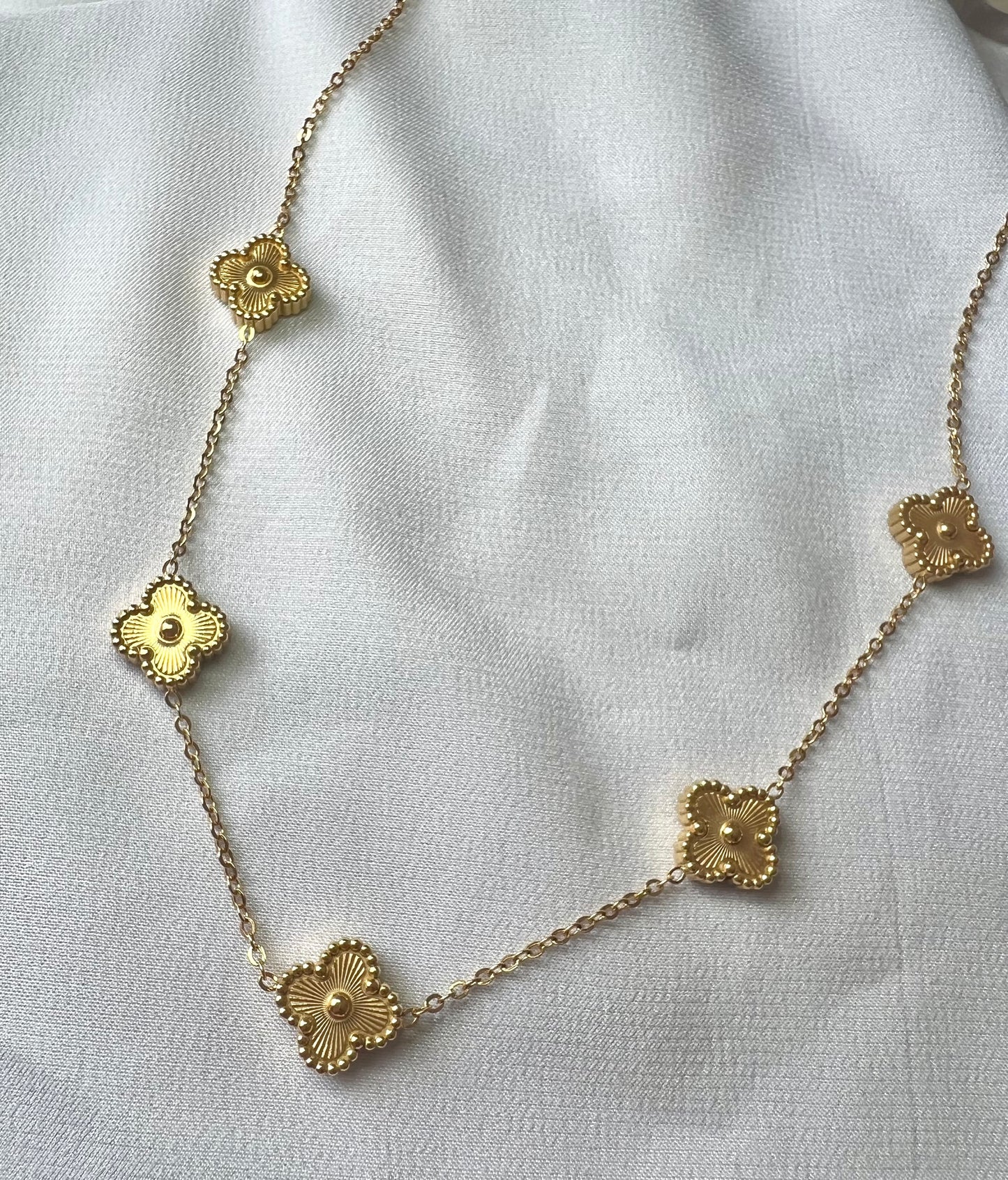 Lucky Necklace - Golden