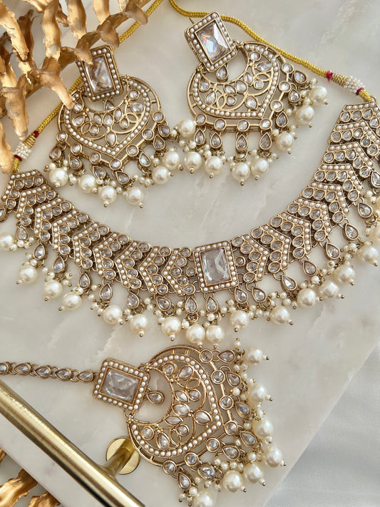 Savi Necklaceset