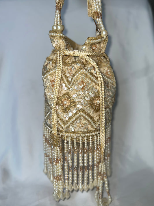 Potlibag Chiq - Golden
