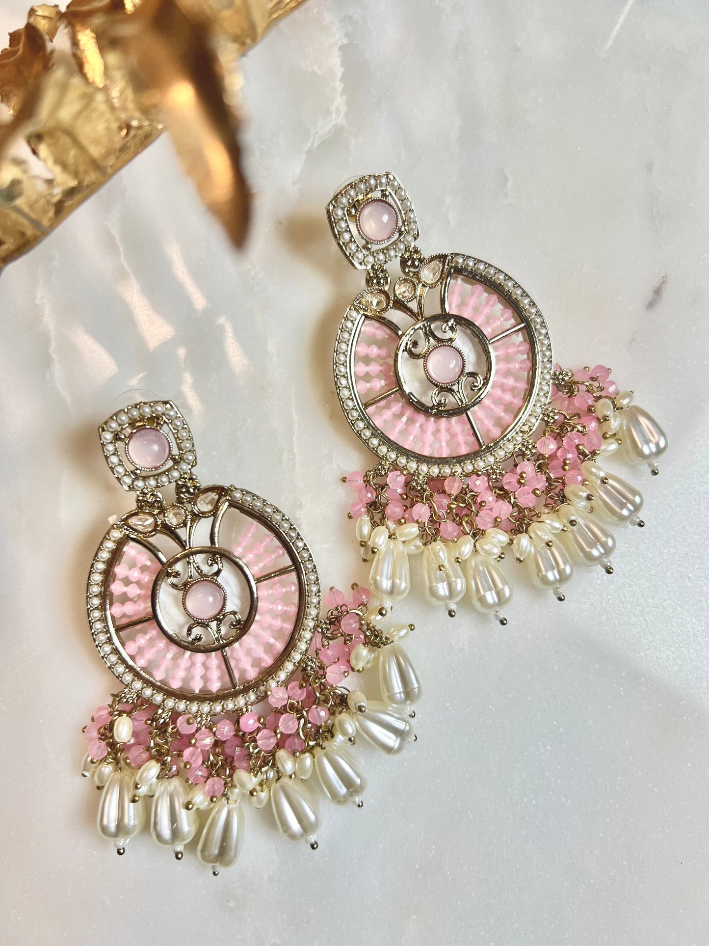 Manu Earrings - 6 colors