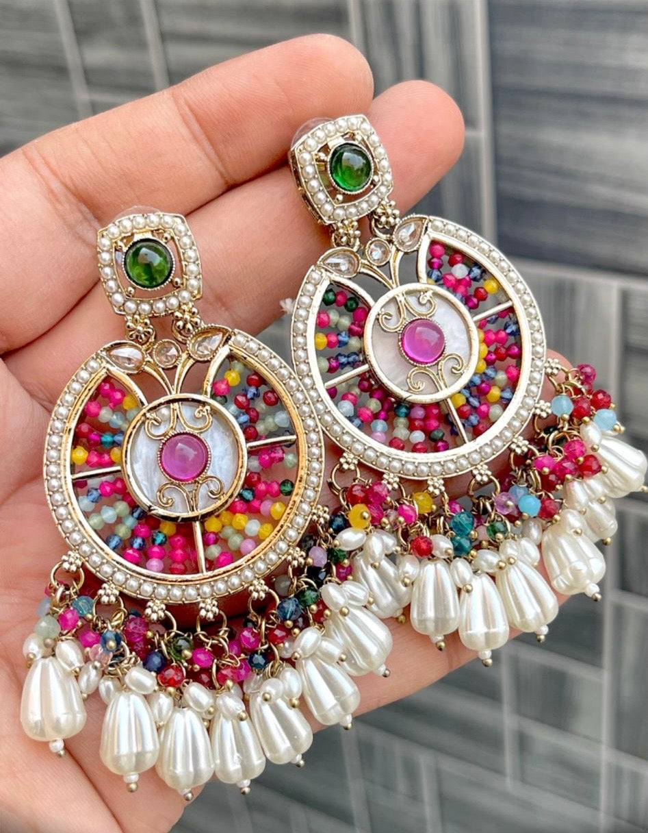 Manu Earrings - 6 colors