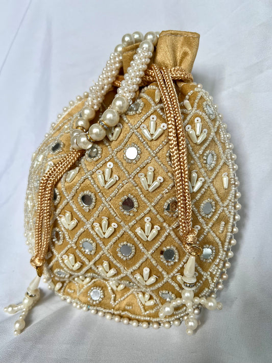 Potlibag Asees - Golden