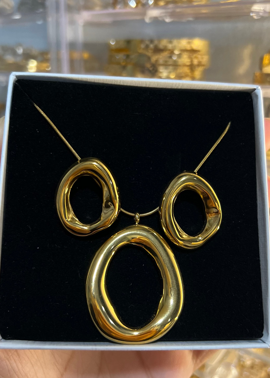 Oval set