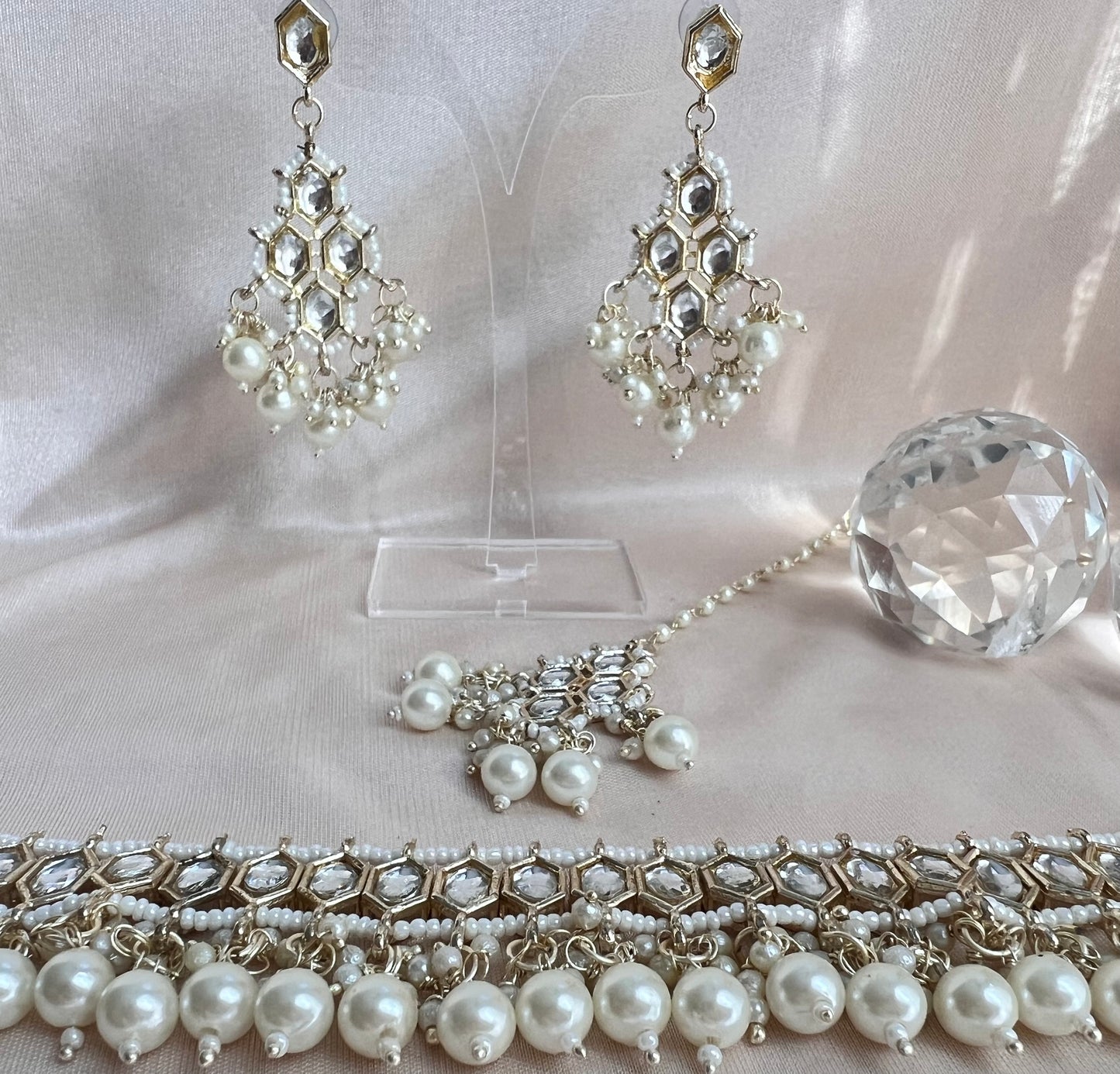 White Pearl Necklaceset